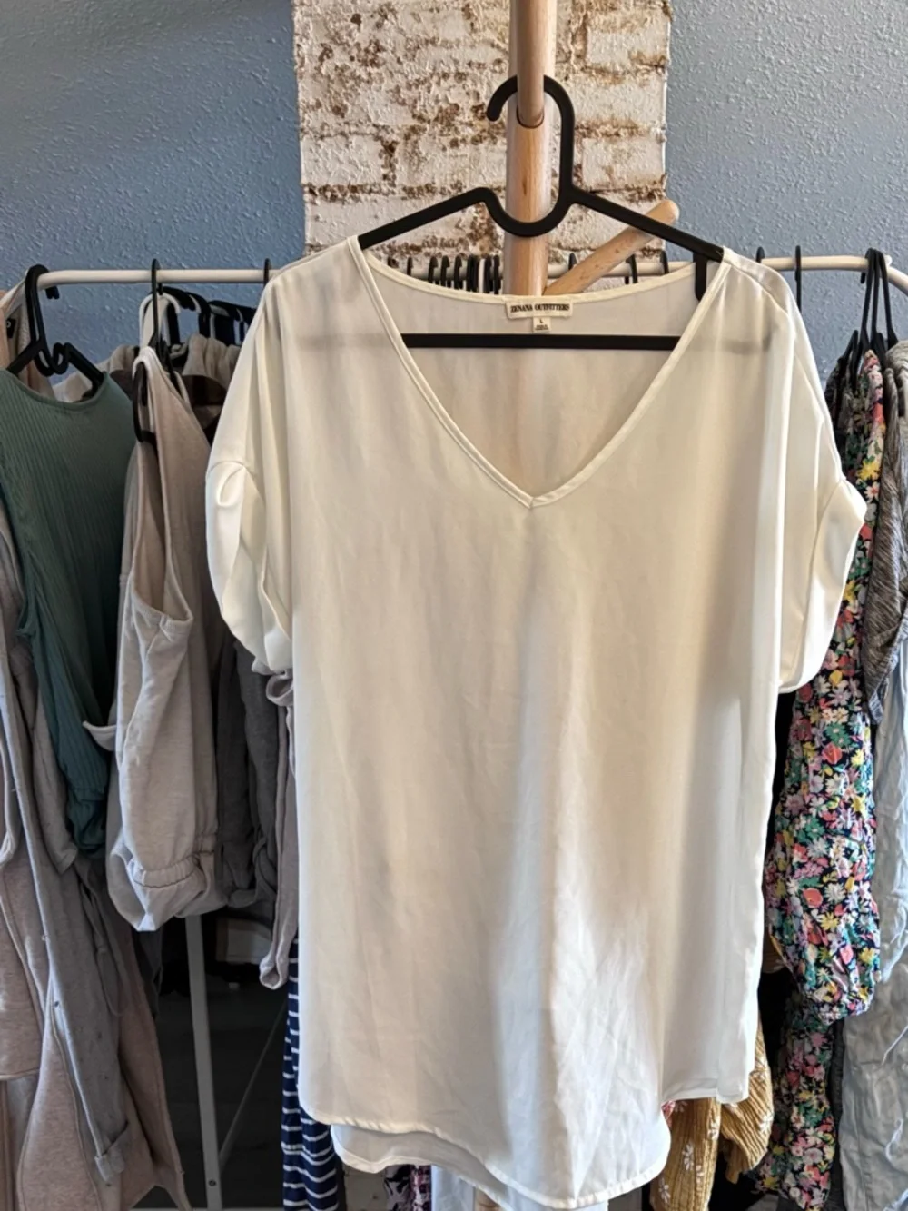 Linen V-Neck Short Sleeve Top - Cream - Picture 1 of 1